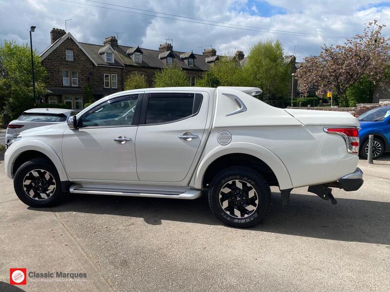 Mitsubishi L200 view 5