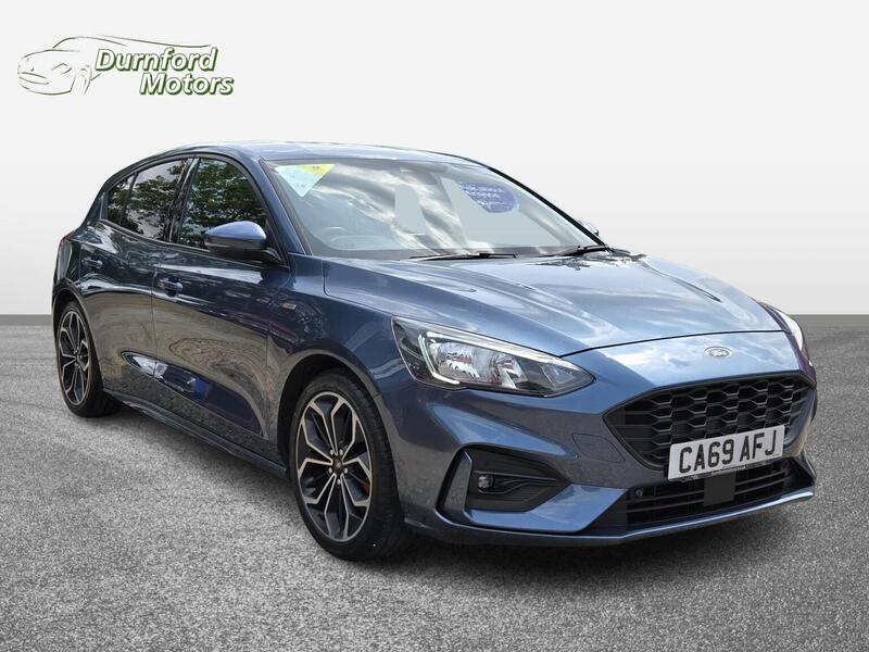 Ford Focus view 3