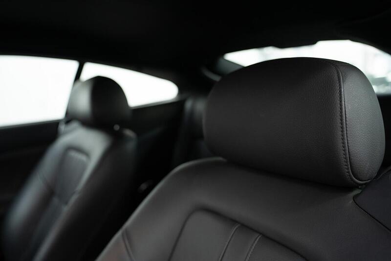 Jaguar XK view 4