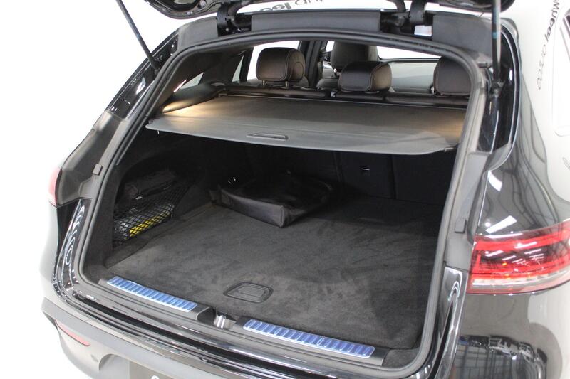 2023 Mercedes-Benz EQC in Black — image 27 of 89