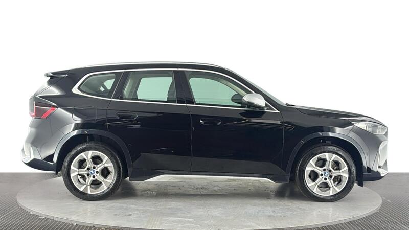 BMW X1 view 3