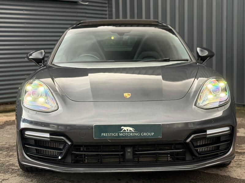 Porsche Panamera view 16