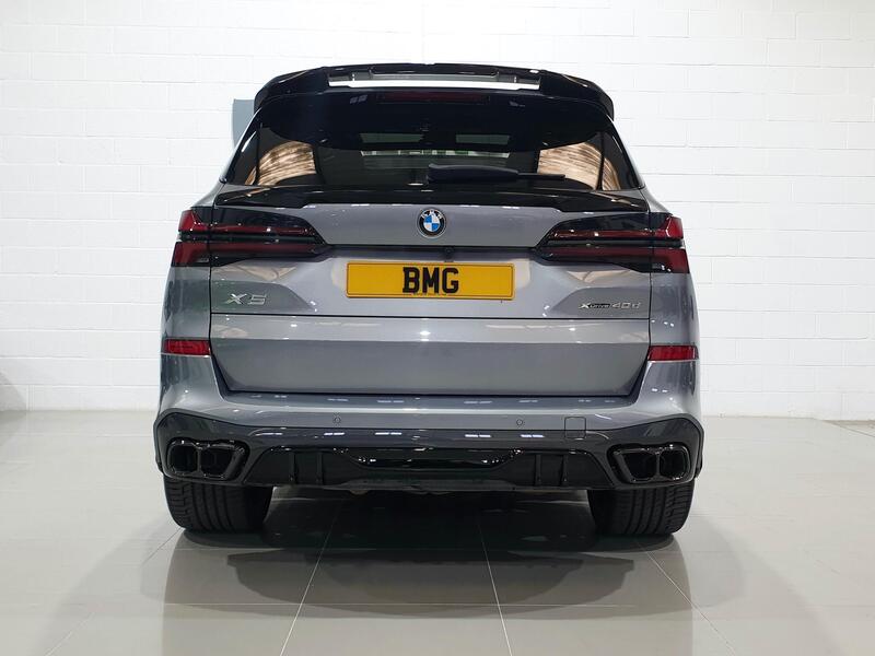 BMW X5 BMW X5 view 6