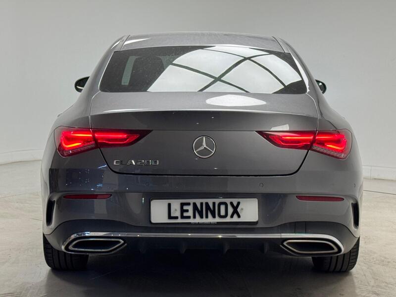 Mercedes-Benz Mercedes-Benz CLA view 5