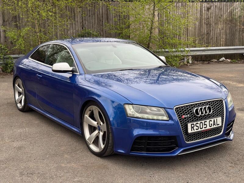 Audi Audi RS5 view 4