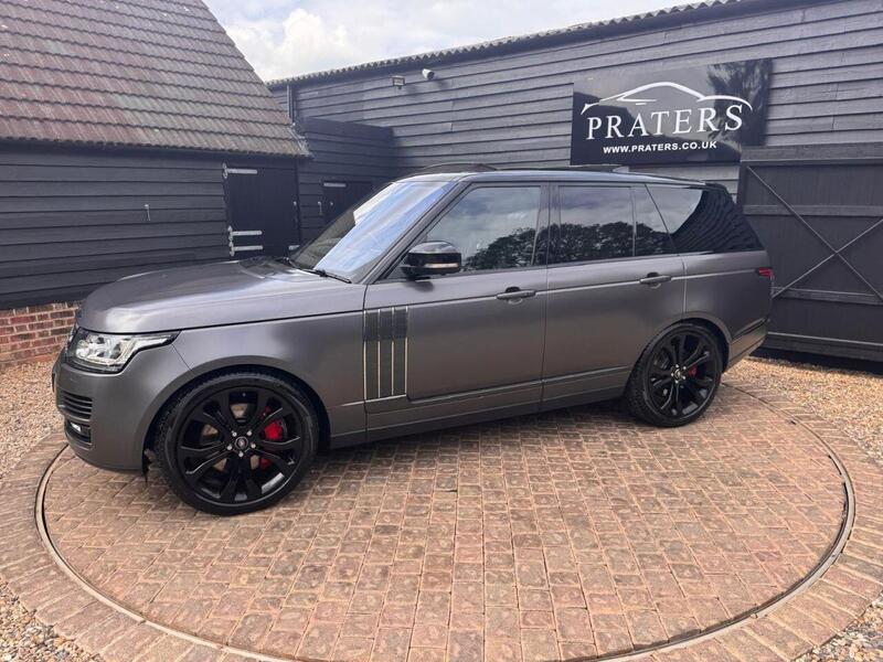 Land Rover Range Rover view 3