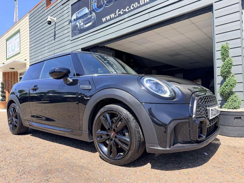 Mini Cooper view 7