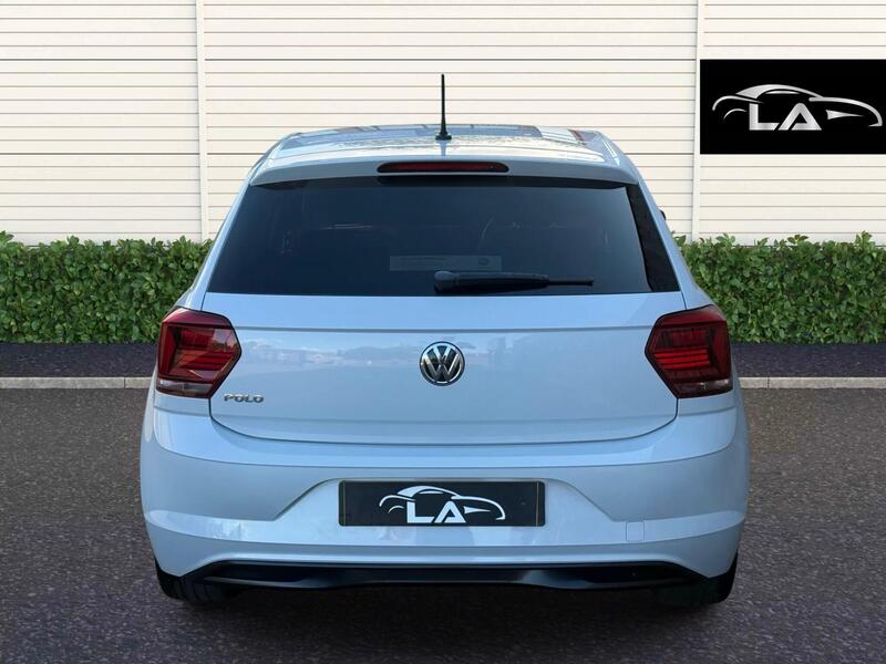 Volkswagen Polo view 7