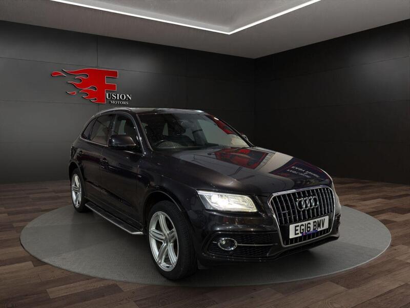 Audi Audi Q5 view 3