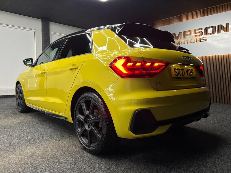 Audi A1 view 5