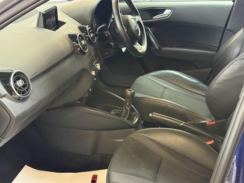Audi A1 view 16