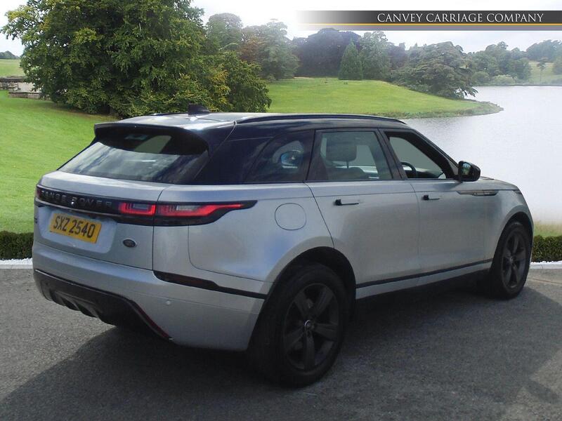 Land Rover Range Rover Velar view 3