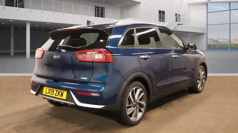 Kia Niro view 5