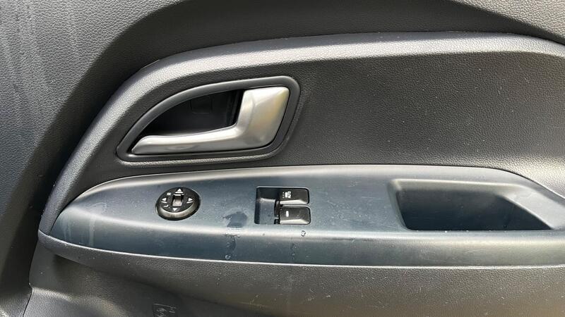 2016 Kia Rio — photo 34
