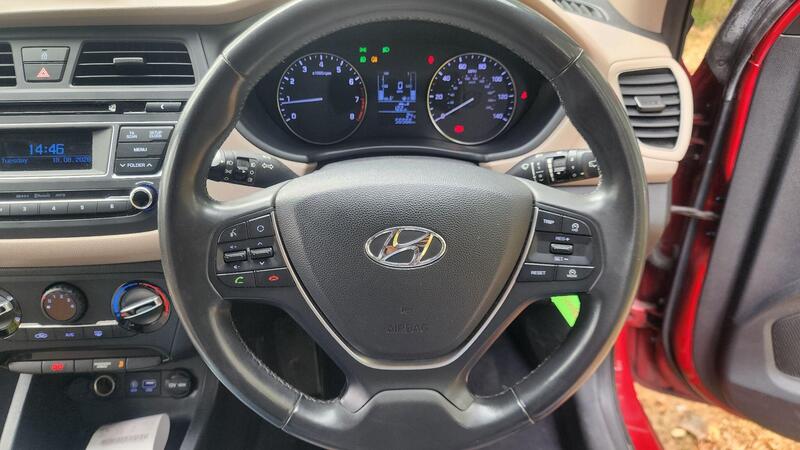 2015 Hyundai i20 — photo 28