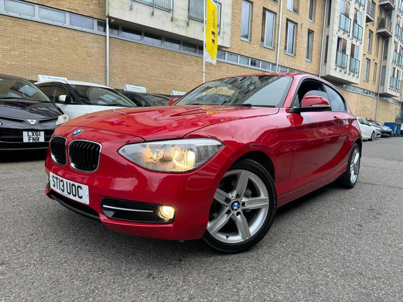 BMW 1 Series view 4