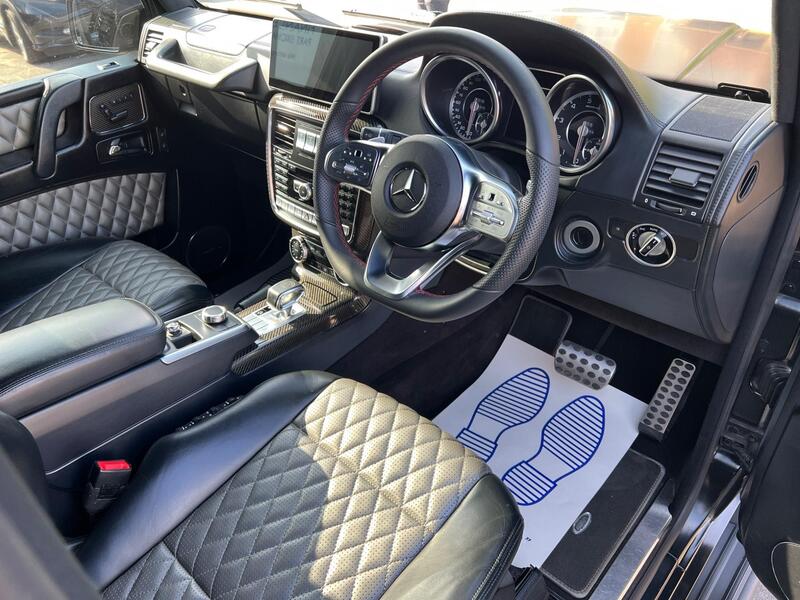 Mercedes-Benz G-Class view 3