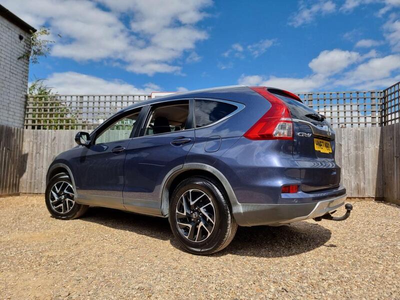 Honda CR-V view 4