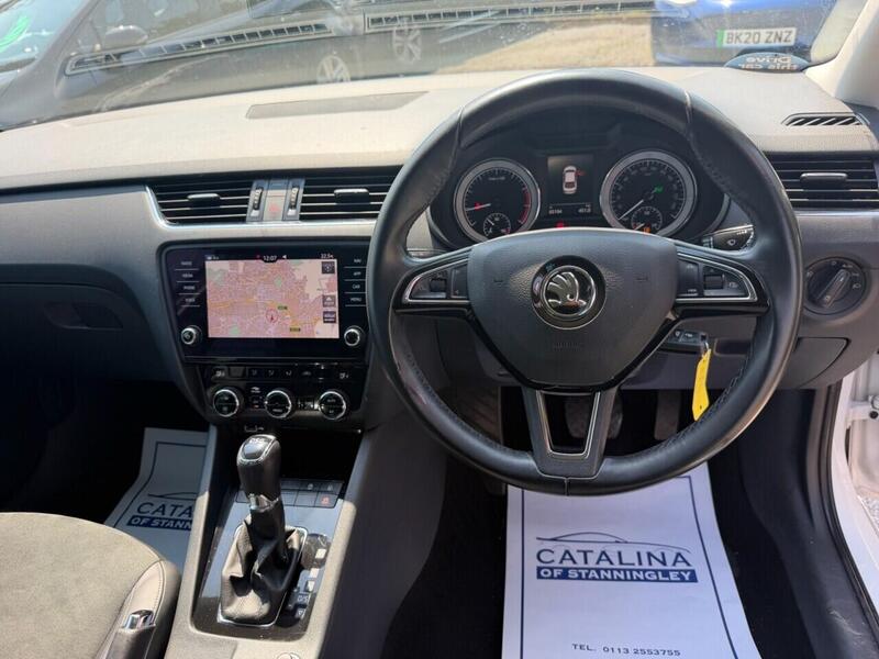 Skoda Octavia view 4