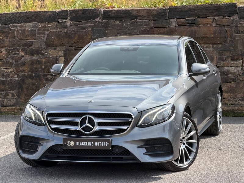Mercedes-Benz E-Class view 3