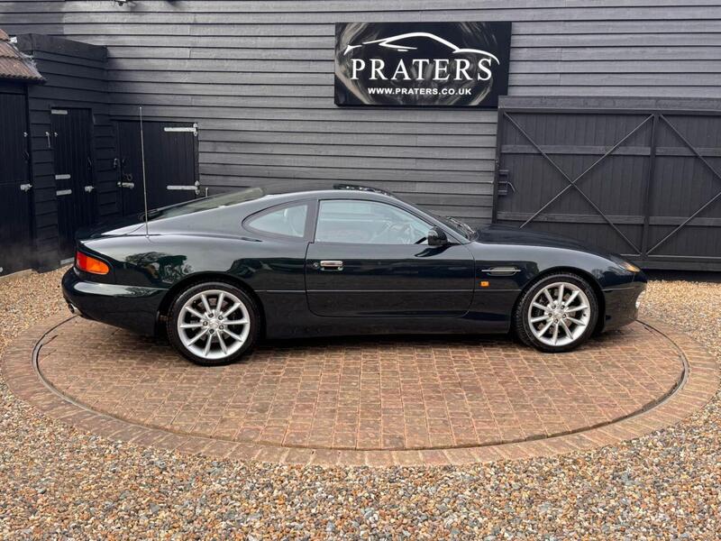 Aston Martin DB7 view 5