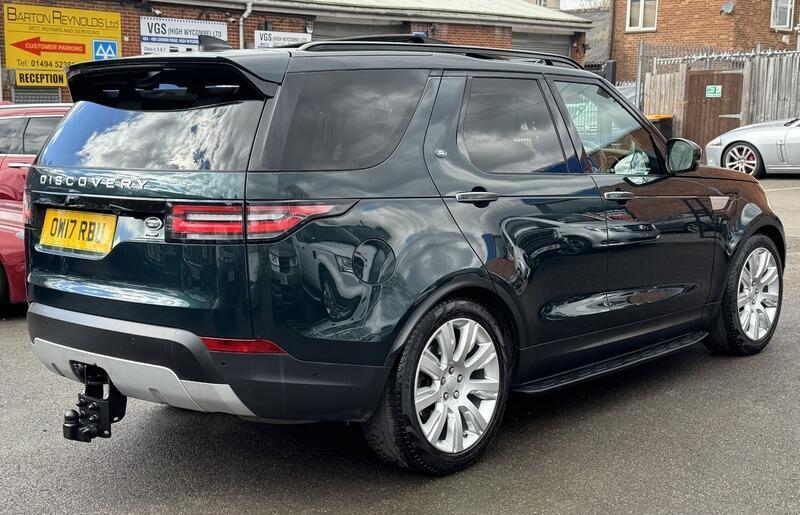 Land Rover Discovery view 5