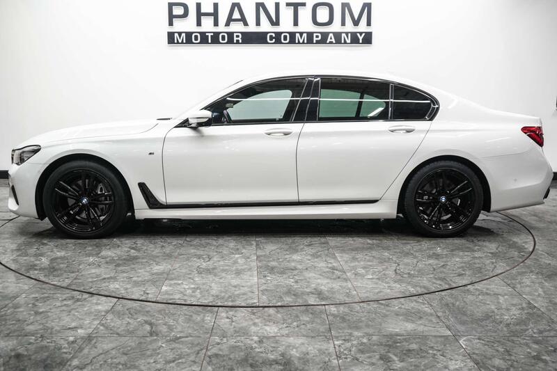 BMW 7 Series view 3