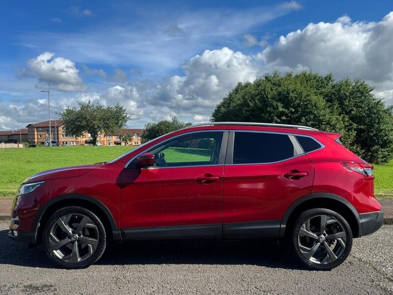 Nissan Qashqai view 2