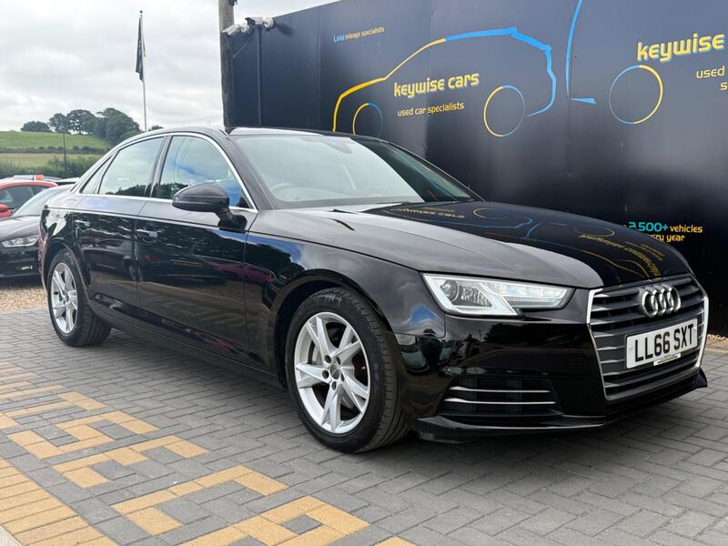 Audi A4 view 7