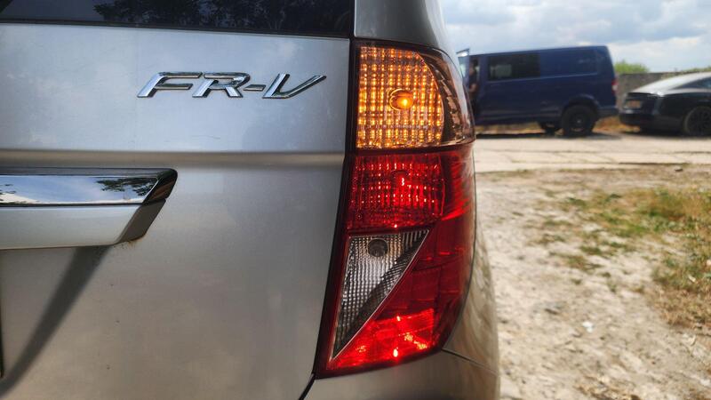 2008 Honda FR-V — photo 13