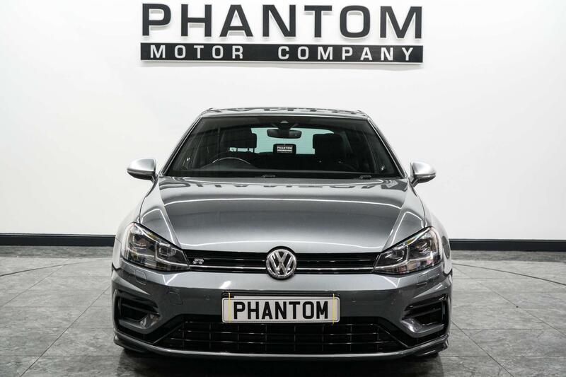 Volkswagen Golf view 2