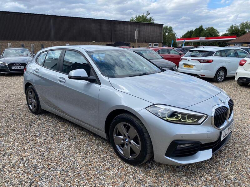 BMW 1 Series view 2