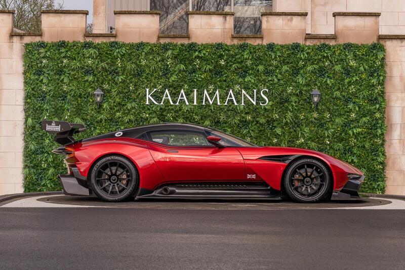 Aston Martin Vulcan view 3