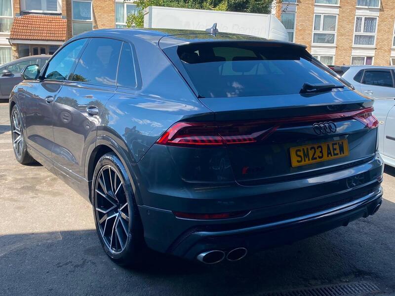 Audi Audi SQ8 view 6