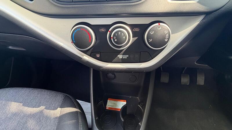 2013 Kia Picanto — photo 13