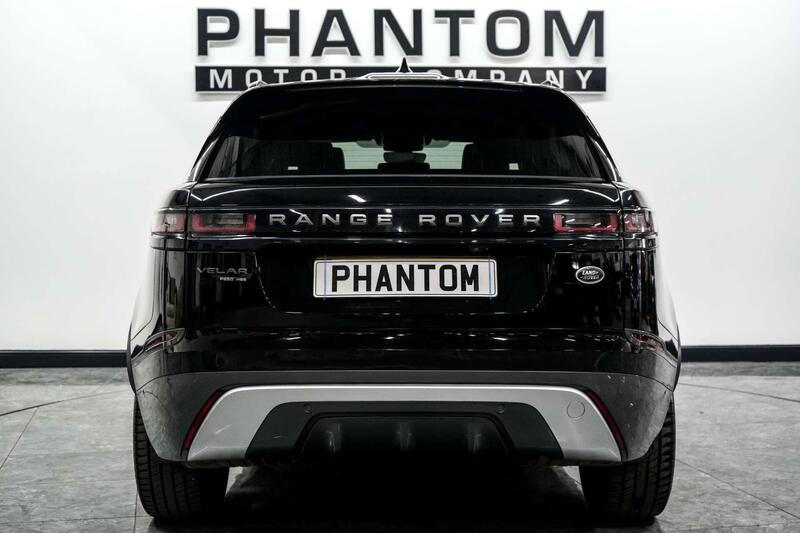 Land Rover Range Rover Velar view 5