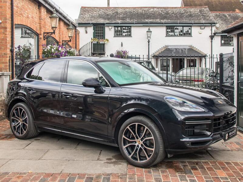Porsche Cayenne view 4