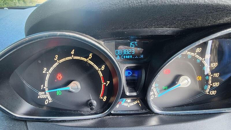 2015 Ford Fiesta — photo 35