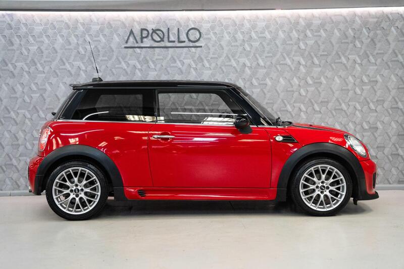 Mini Cooper view 5
