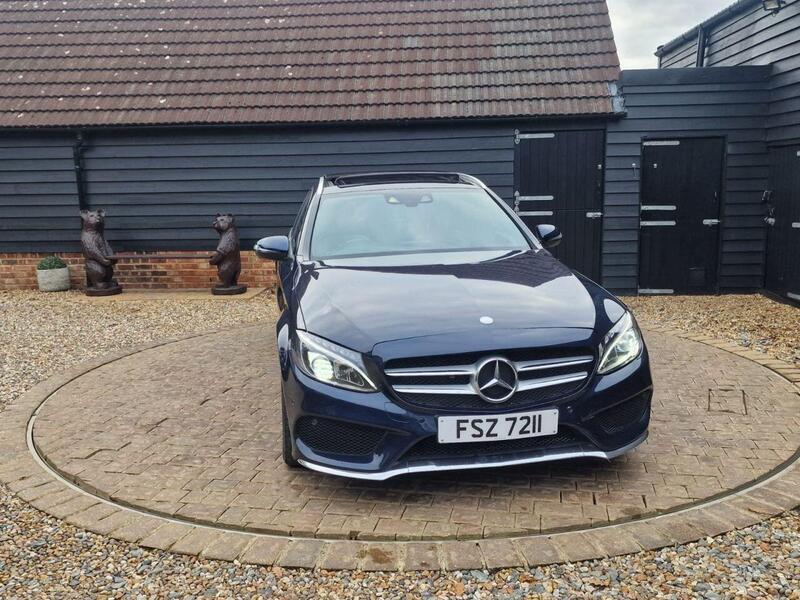 Mercedes-Benz C Class view 4