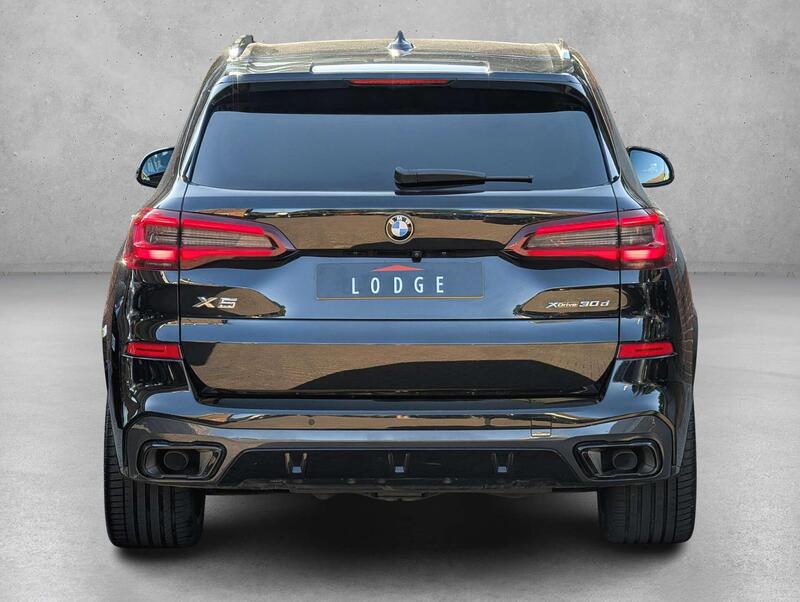 BMW X5 view 6