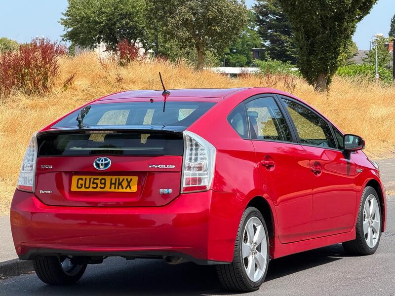 Toyota Prius view 5