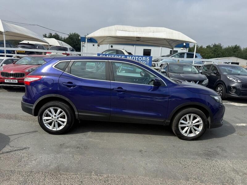 Nissan Qashqai view 5