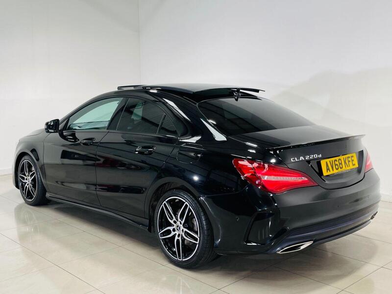 Mercedes-Benz Mercedes-Benz CLA view 3