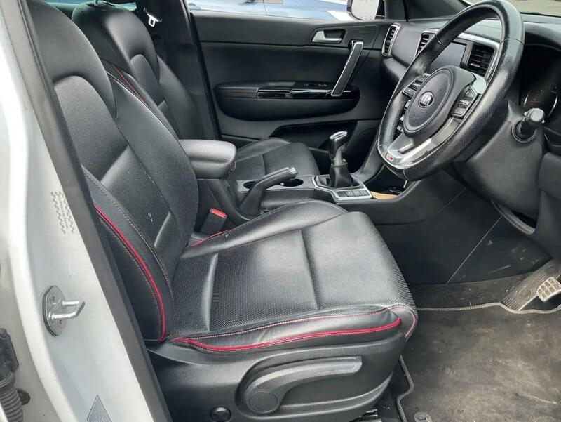 Kia Sportage view 3