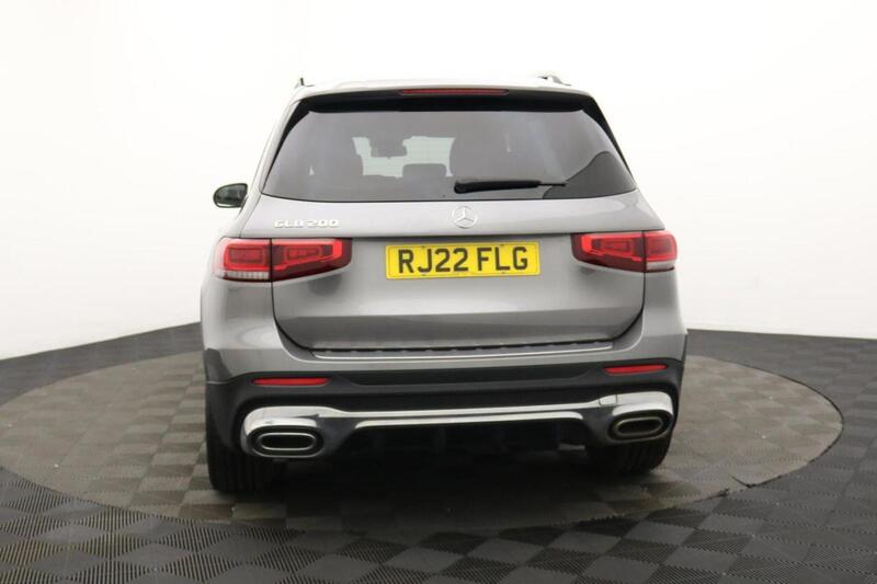 Mercedes-Benz Mercedes-Benz GLB view 5