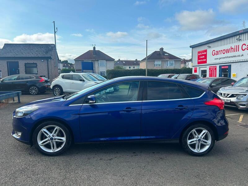 Ford Focus view 4
