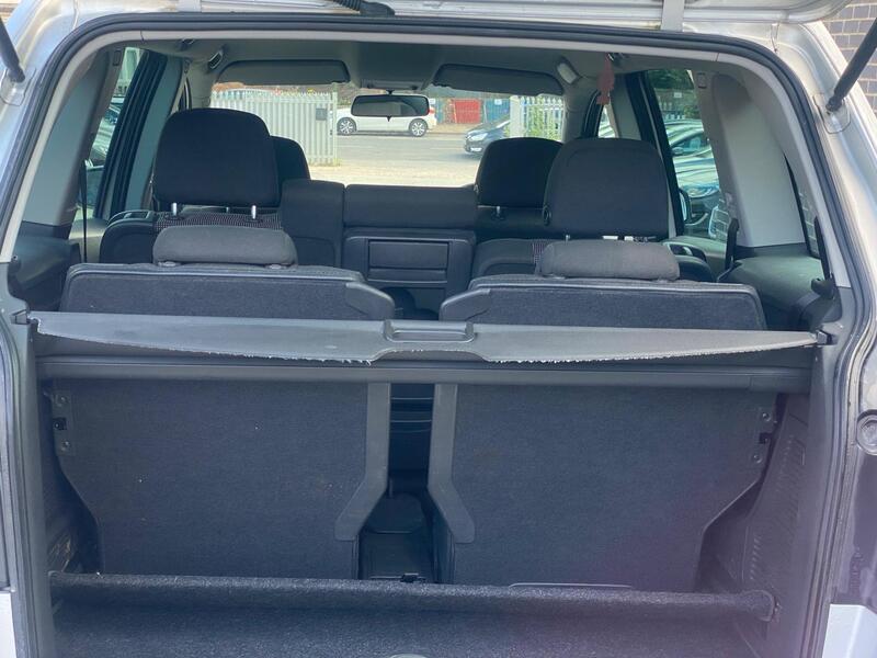 Vauxhall Zafira view 31