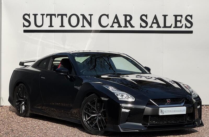 Nissan GT-R