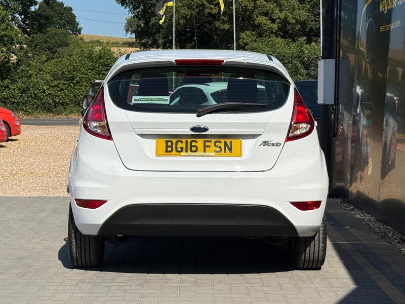 Ford Fiesta view 4